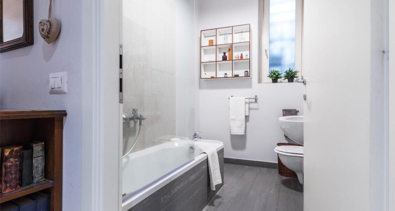 Joivy Apt For 6 With Big Terrace In Milan Centro Storico Exterior foto
